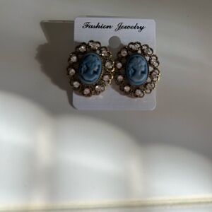 Vintage Cameo Blue and Gold Earrings